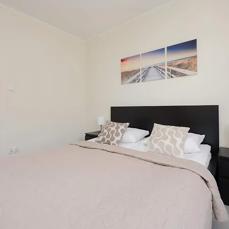 Comfortable With Air Conditioning Staszica 1f By Heyrent * Pruszkow